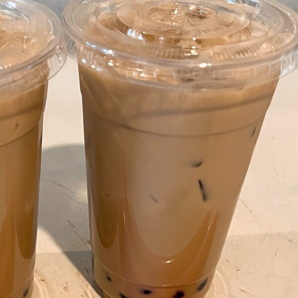 D14. Bubble Milk Tea (Black or Green Tea)