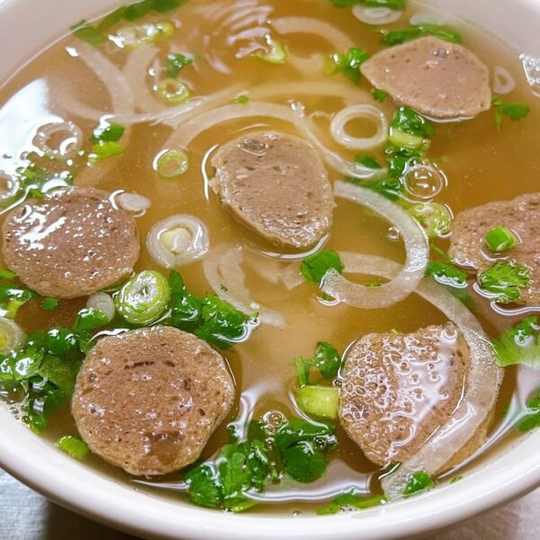 P5. Phở Bò Viên – Beef Meatball Noodles Soup