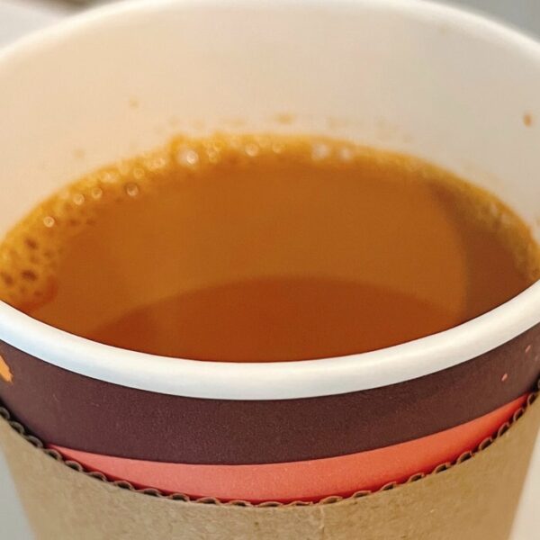 D2. Vietnamese Hot Coffee (Cà Phê Sữa Nóng)