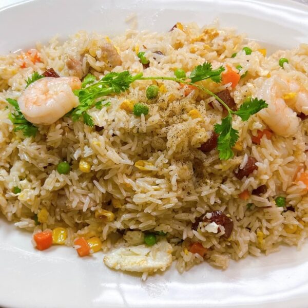 C15. Yang Chow Fried Rice – Chicken, Shrimp, and Vietnamese Sausage Fried Rice